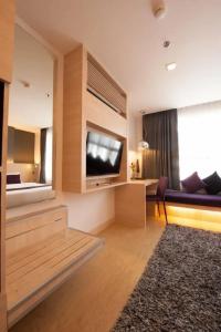 Arize Sukhumvit - 43