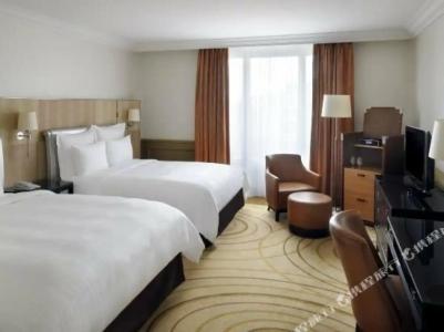 Marriott Champs Elysees - 76