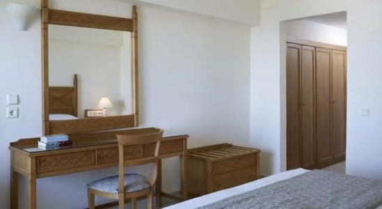 Mitsis Petit Palais Beach - 25