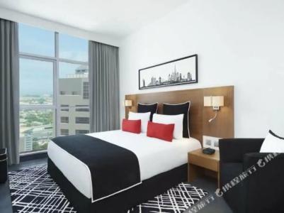 Tryp by Wyndham Abu Dhabi City Center - 15