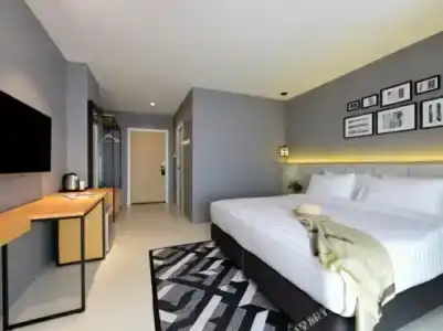 Ruenthip Pattaya - 83