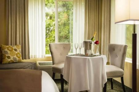 Radisson Portland Airport - 96