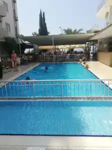 Kleopatra Melissa - 18