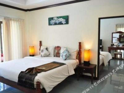 Lanta Seafront Resort - 98