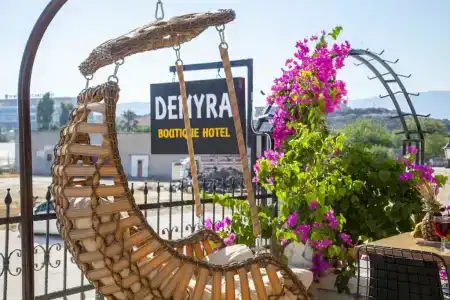Demyra Boutique - 2