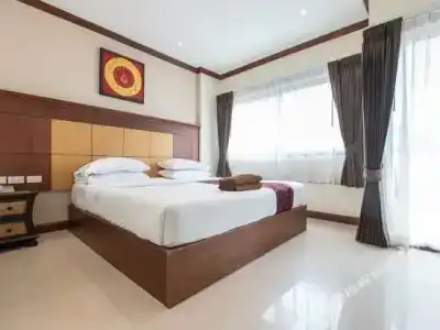 Natural Beach Pattaya - 20
