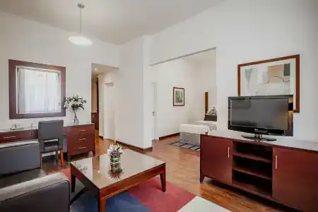 Golden Sands & Residences - 44