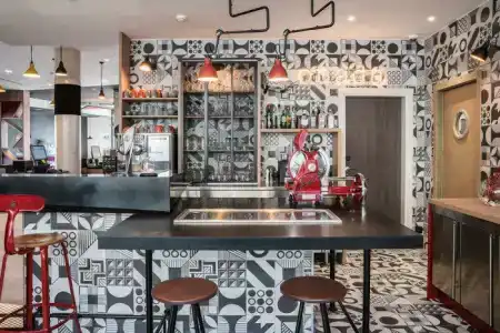 ibis Styles Barcelona City Bogatell - 1