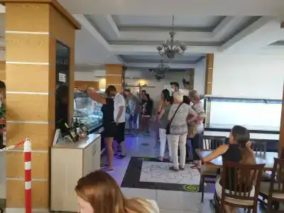 Kleopatra Melissa - 98