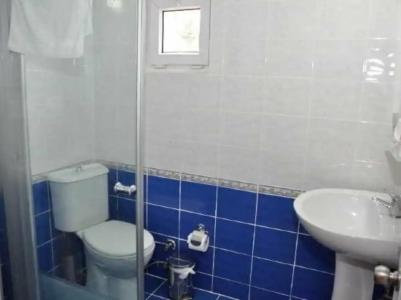 Moonshine & Suites - 54