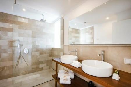 Highclere and Spa - 22