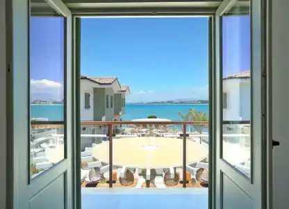 Carpe Diem Boutique - Adults Only - 2