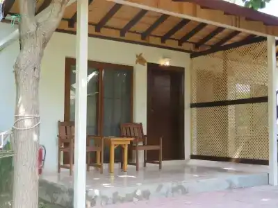 Caretta Caretta Pension - 30