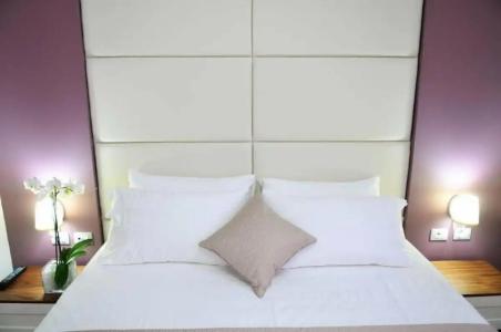 Golden City & Spa - 35