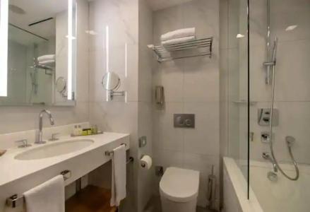 DoubleTree By Hilton Istanbul Moda - 13