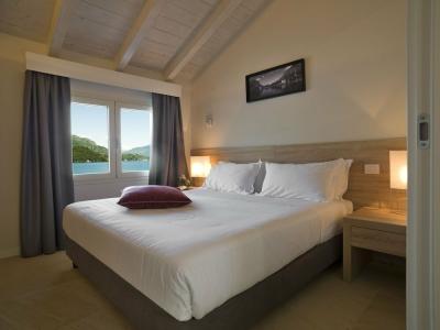 Filario & Residences - 96