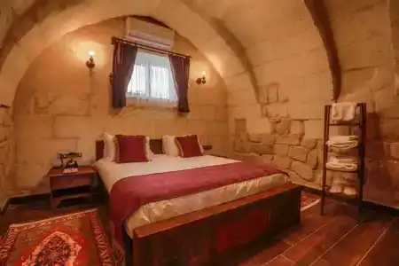 Ada Cave Suites - 84