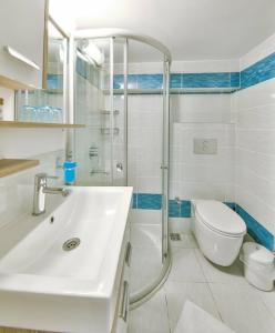 Sonne - Adults Only - 77