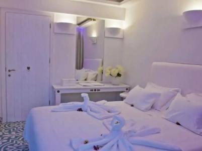 Royal Marmin Bay Boutique & Art - 39