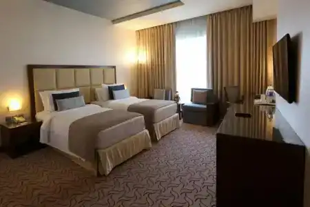 Samaya Deira - 61