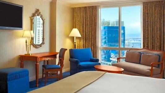 Paris Las Vegas & Casino - 40