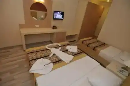 First Class - All Inclusive - 78
