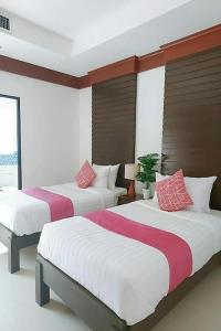 Naithon Beach Mansion - 86