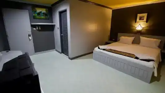 The Little Moon Residence - 66