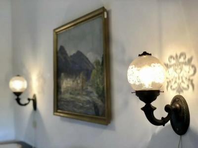 The Houses of History - anno 1830 - 48