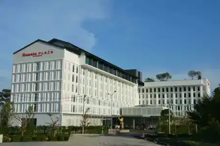 Ramada Plaza by Wyndham Chao Fah Phuket - 3