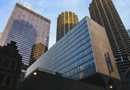 Chicago Downtown, Autograph Collection - 8