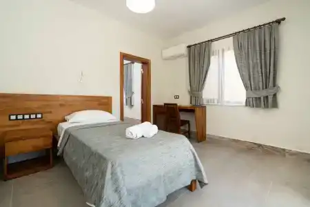 Ayris Çıralı - 4