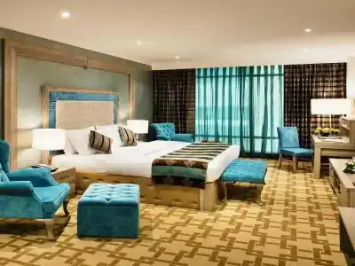 Sapphire Plaza - 6