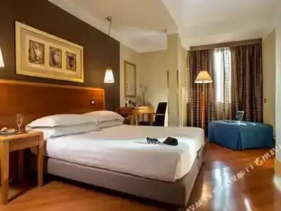 Best Western Plus Spring House - 1