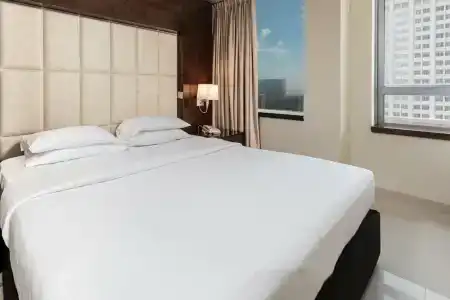 Staybridge Suites Dubai Internet City, an IHG - 54