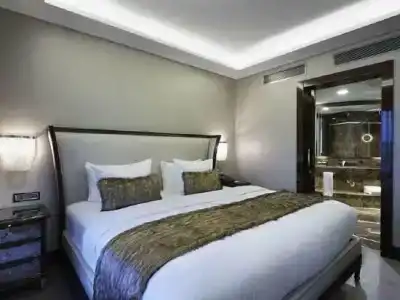 DoubleTree by Hilton Istanbul Esentepe - 59