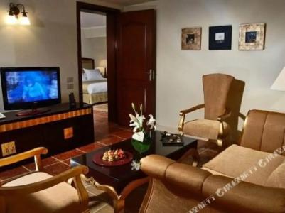 Coral Sea Beach and Aqua Park - 40