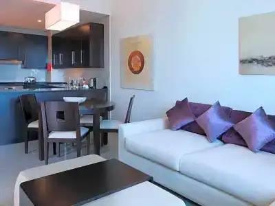 Pullman Dubai Jumeirah Lakes Towers - & Residence - 34