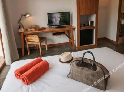 Escape Beach Resort - SHA Extra Plus Certified - 76