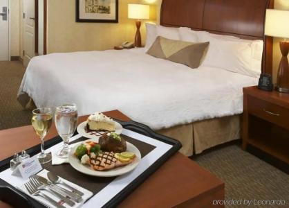 Hilton Garden Inn Lancaster - 9