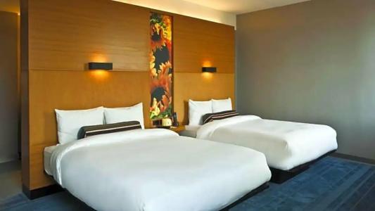 Aloft Birmingham Soho Square - 9