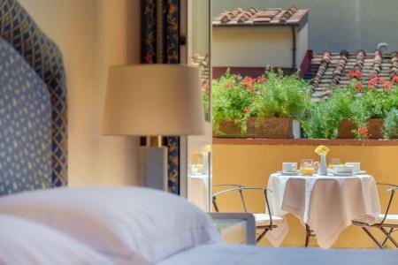 Rivoli Boutique - 49