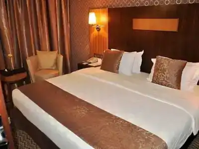 Fortune Plaza, Dubai Airport - 62