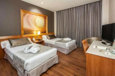 Catalonia Excelsior - 34