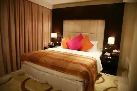 Staybridge Suites Dubai Internet City, an IHG - 63