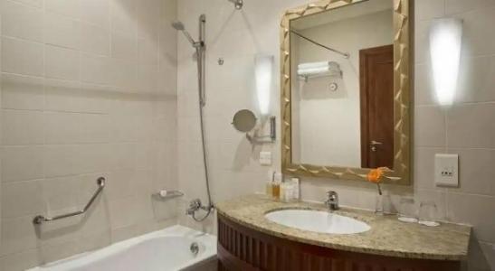 City Seasons Suites - 12