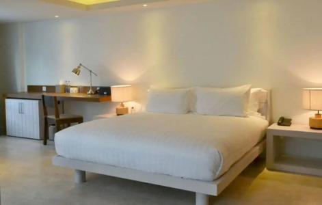 Zenmaya Oceanfront Phuket, Trademark Collection by Wyndham - 9