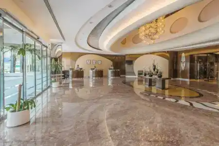 Staybridge Suites Dubai Internet City, an IHG - 9