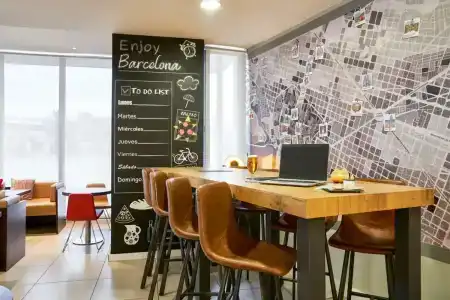 Ibis Barcelona Meridiana - 10