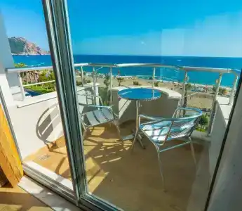 Kleopatra Celine - 84